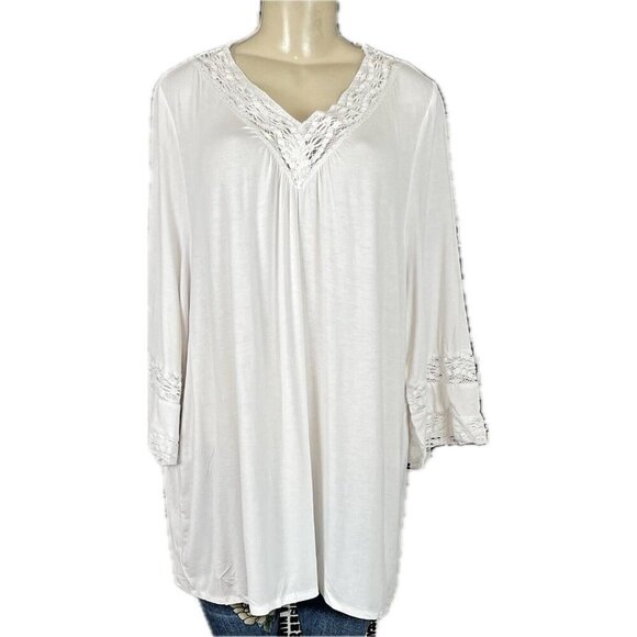 Jessica London + 18/20 White V- Neck Lace Accent Trim Rayon Blend 3/4 Sleeve Top - Picture 2 of 6